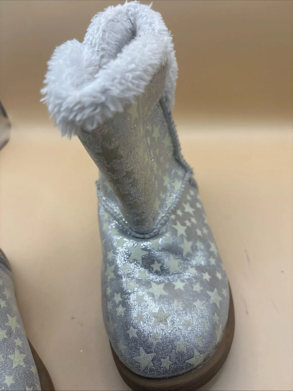 Roebuck & Co. Toddler Girls Size 10 Silver Metallic Cozy Boots Warm Comfortable